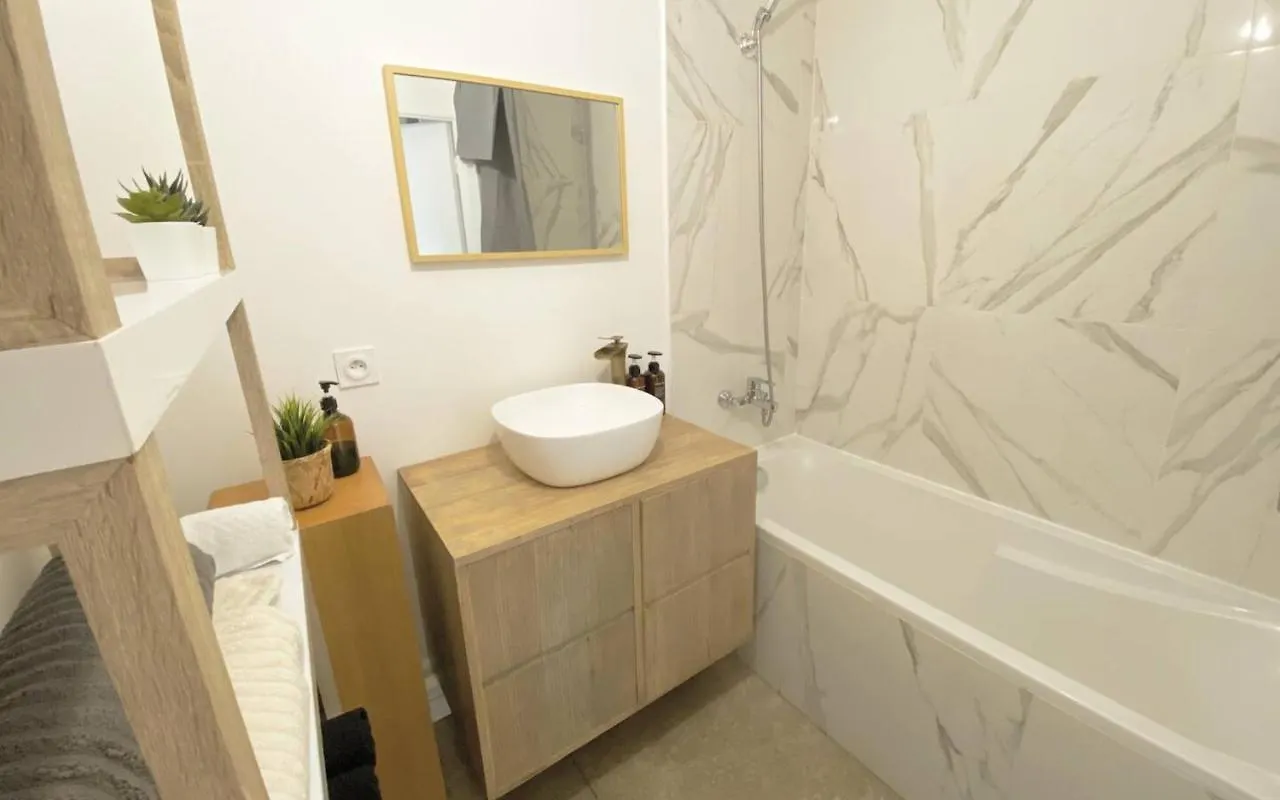 Appartement Rooftop Vue Mer By Weekome Marseille 0*,  France